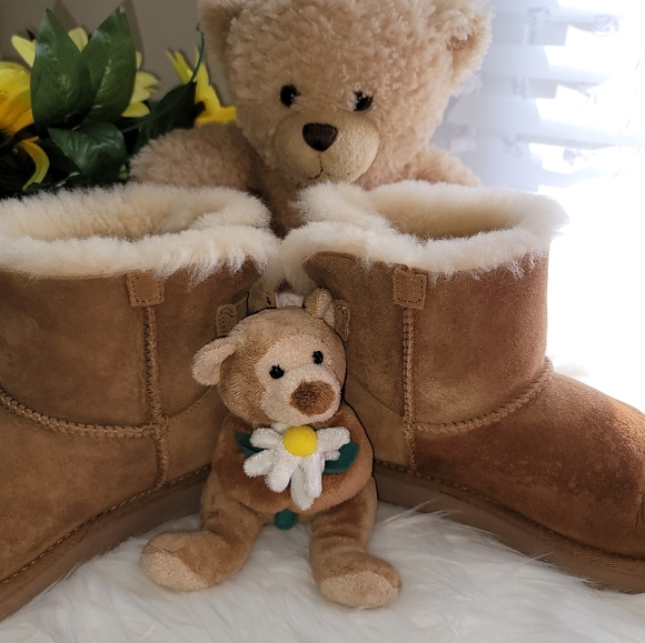 UGG boots - Picture 4 of 9
